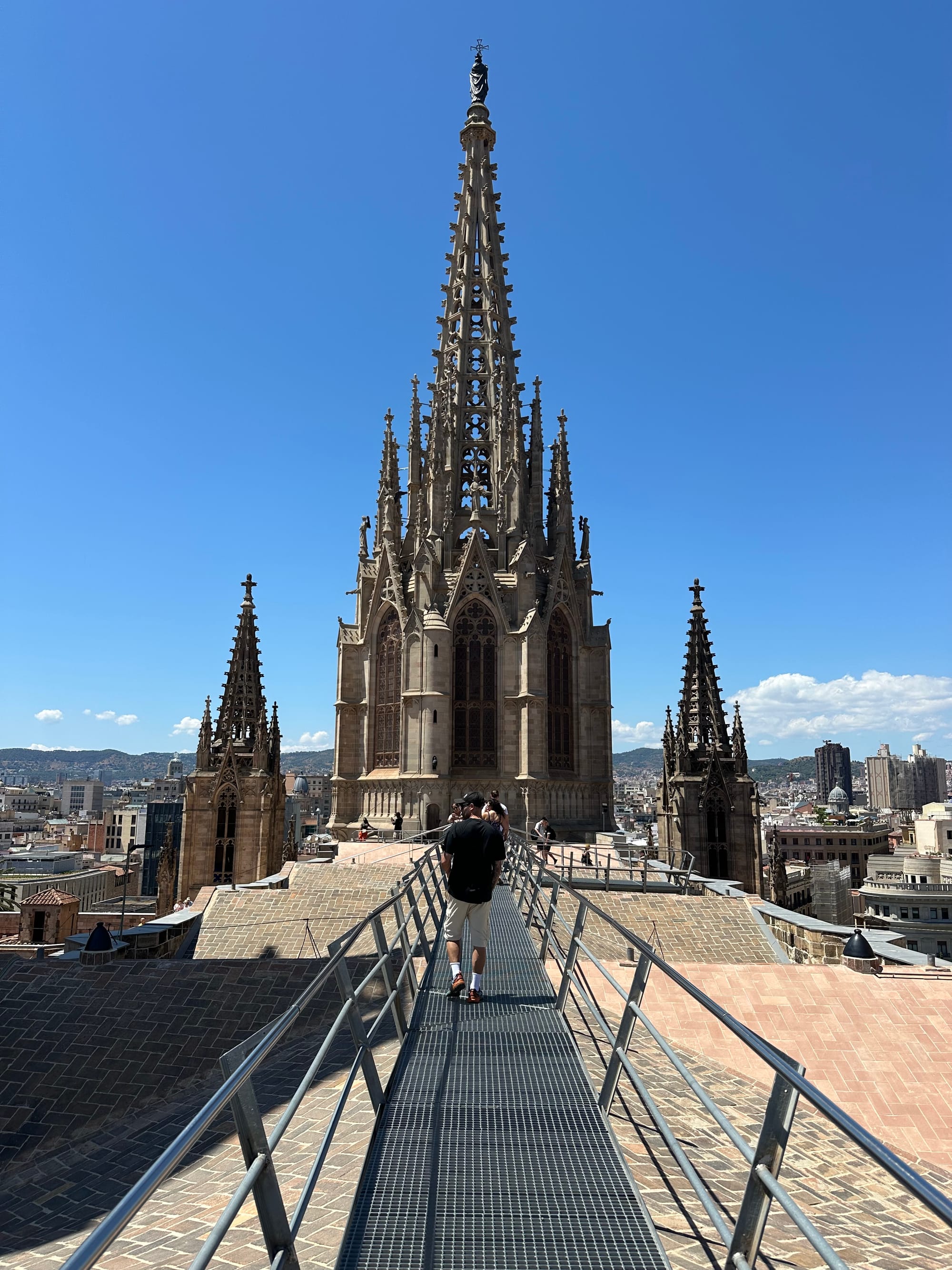 I Went Travelling for 4 Weeks. 3 Interesting Observations (On Writing and Business)