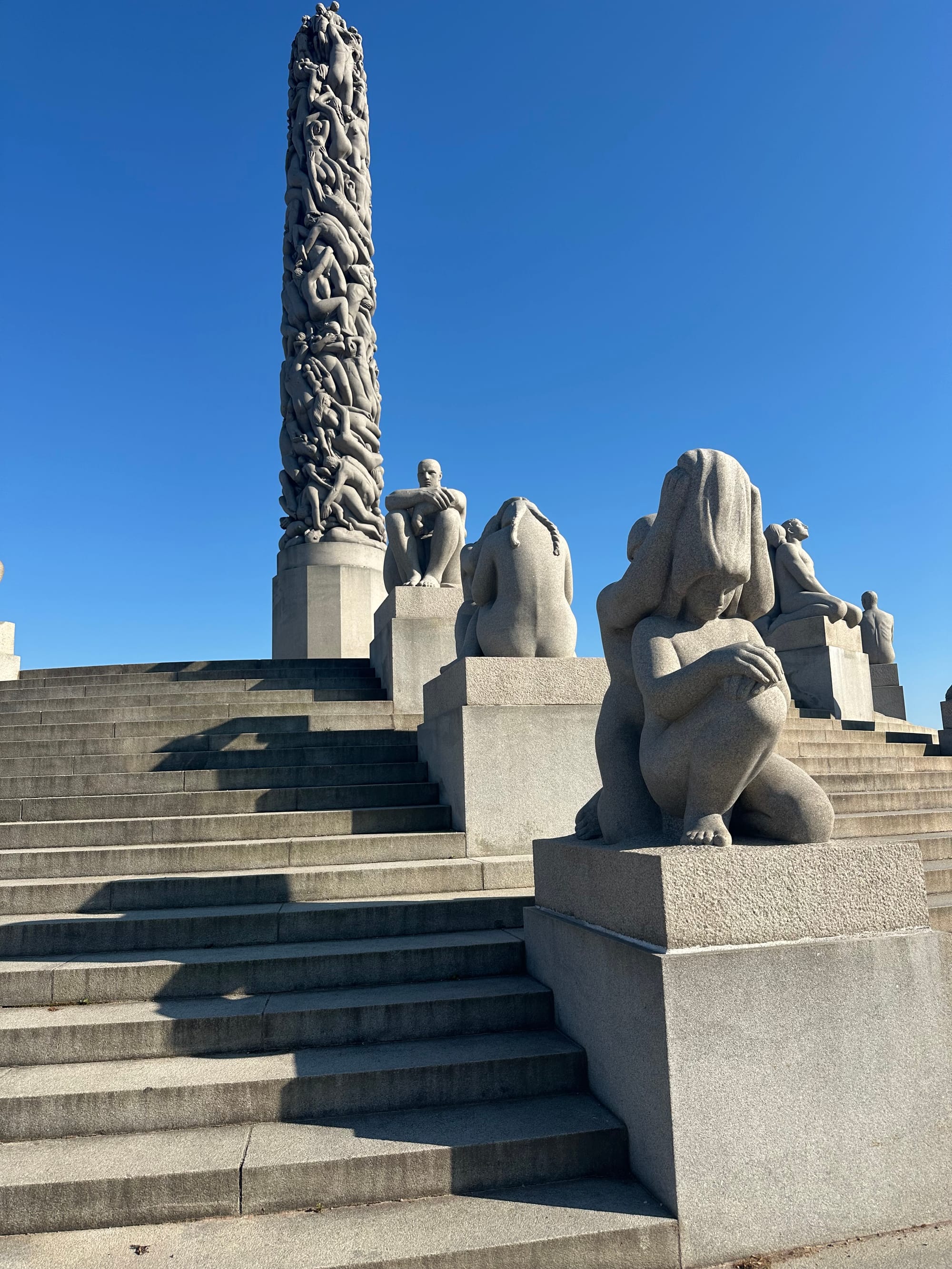 I Went Travelling for 4 Weeks. 3 Interesting Observations (On Writing and Business)